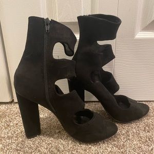 Black Steve Madden heels.